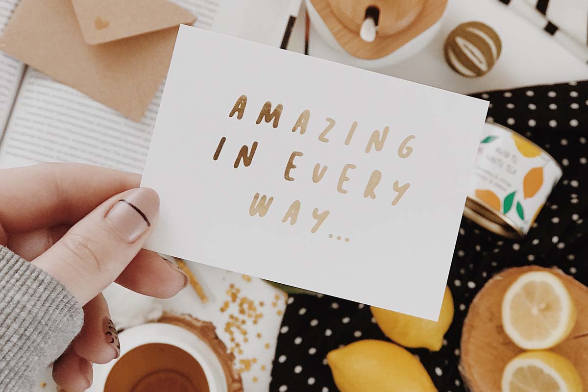 Send A Card To A Friend Day Holiday Smart