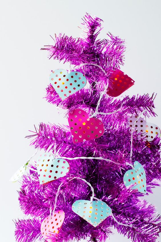 15 DIY Projects Using String Lights