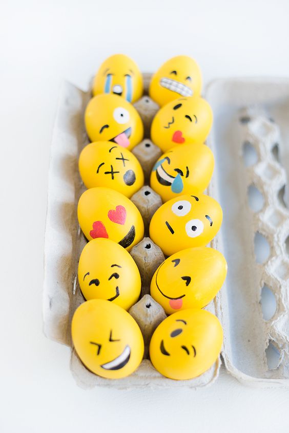 15 Beautifully Transformed Easter Eggs