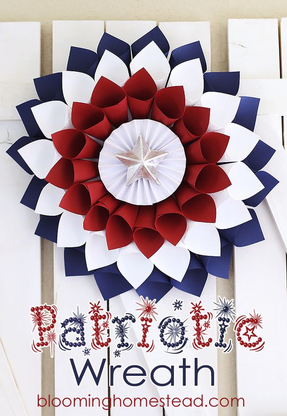 15 Patriotic Wreaths for The 4th of July