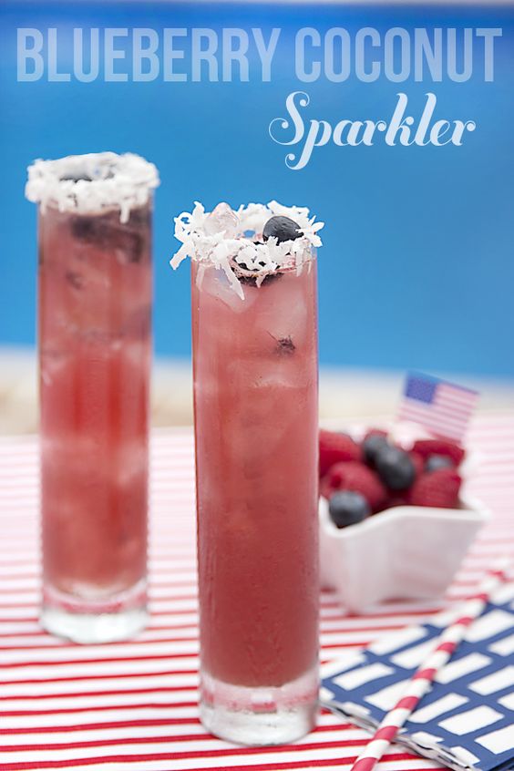 18 Refreshing July 4th Cocktails