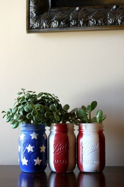 16 DIY July 4th Decor Projects