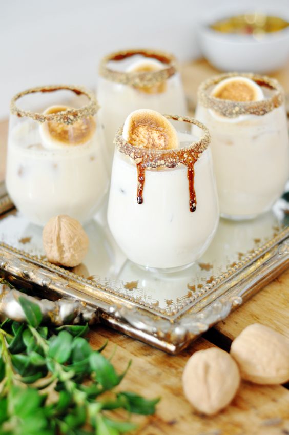30 Delicious Christmas Cocktails