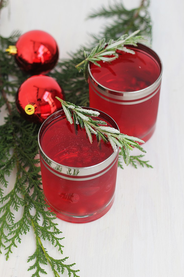 30 Delicious Christmas Cocktails