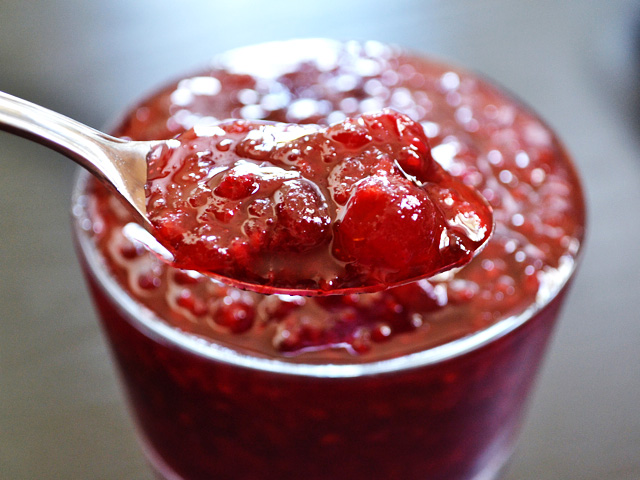 12 Cranberry Sauce Recipes for Thanksgiving