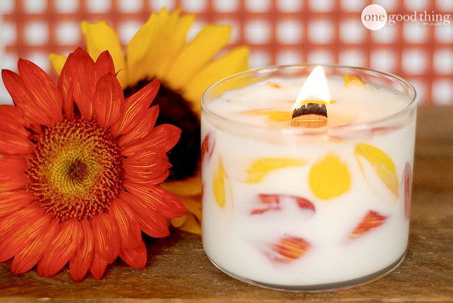 11 Ways to Use Leaves in Your Thanksgiving Decor