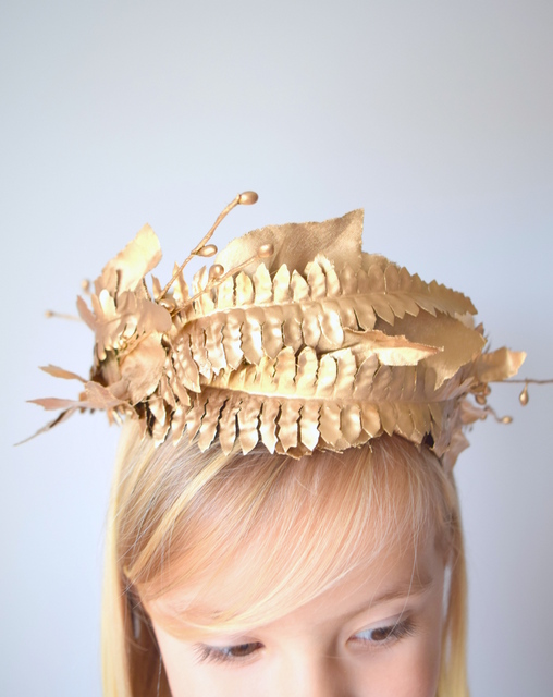 18 DIY Halloween Headpieces