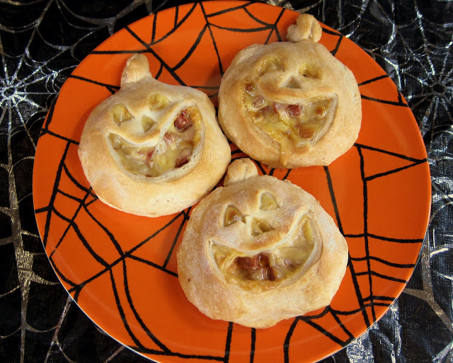 17 Halloween Dinner Ideas