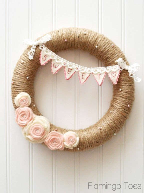 16 DIY Valentine's Day Wreaths
