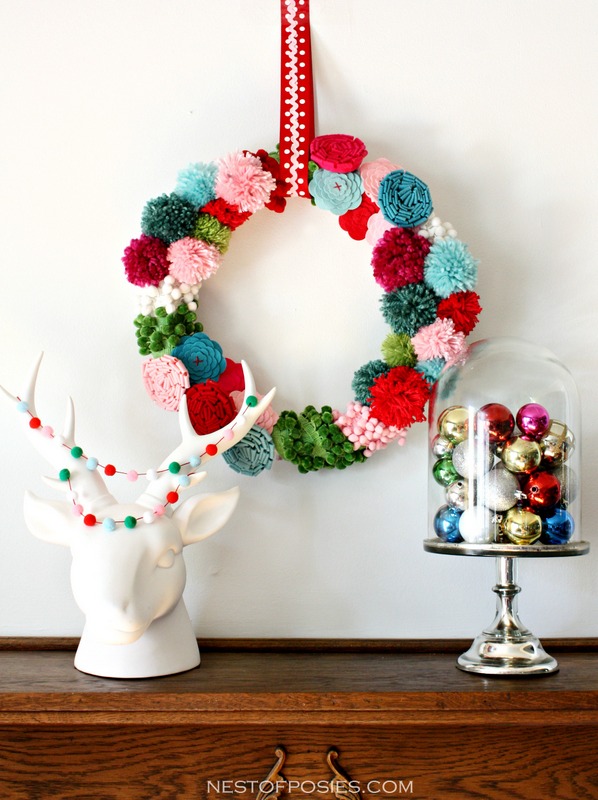 30 Beautiful DIY Christmas Wreaths