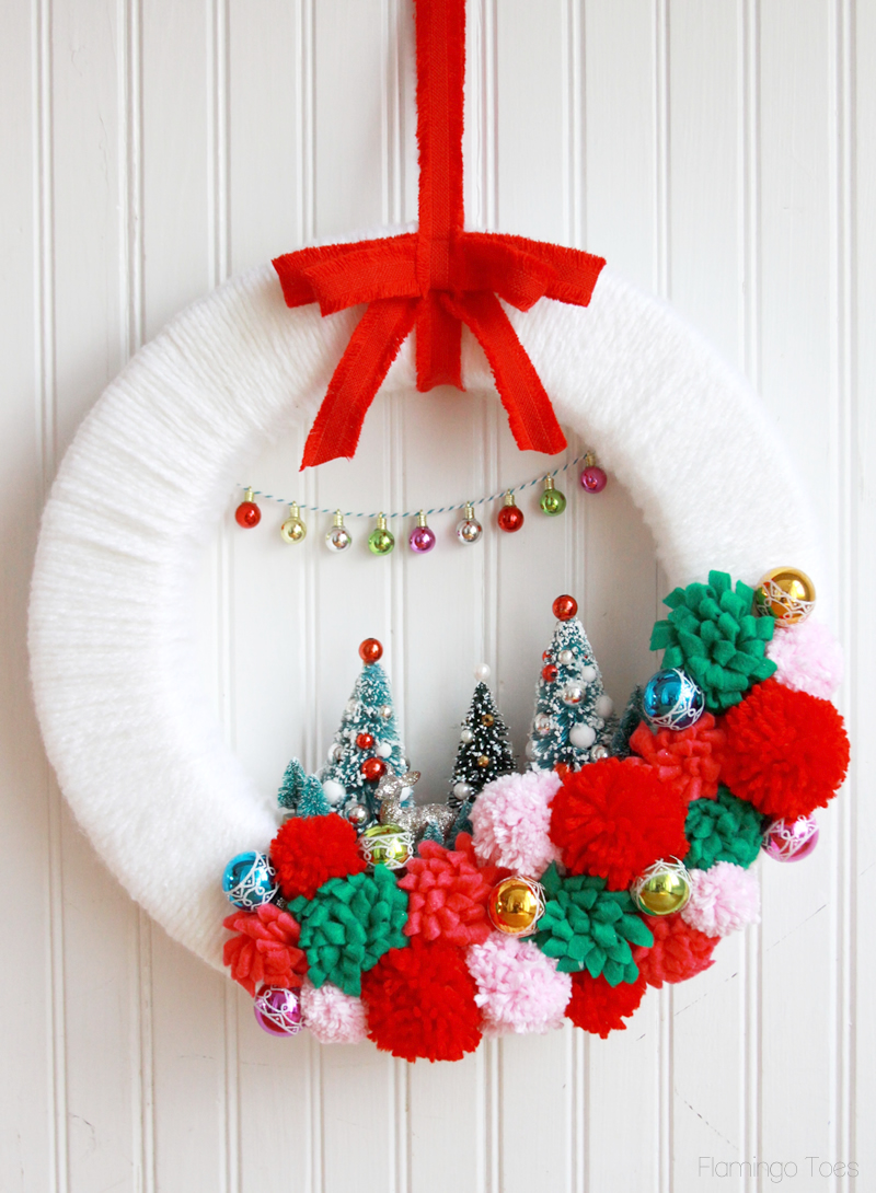 30 Beautiful DIY Christmas Wreaths