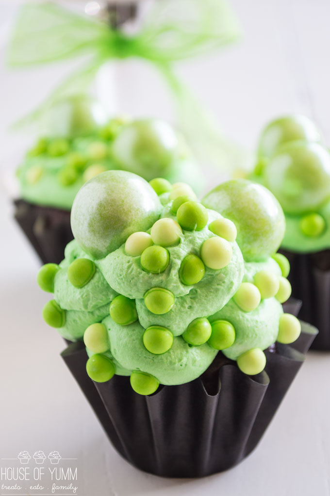 38 Delicious Halloween Cupcakes