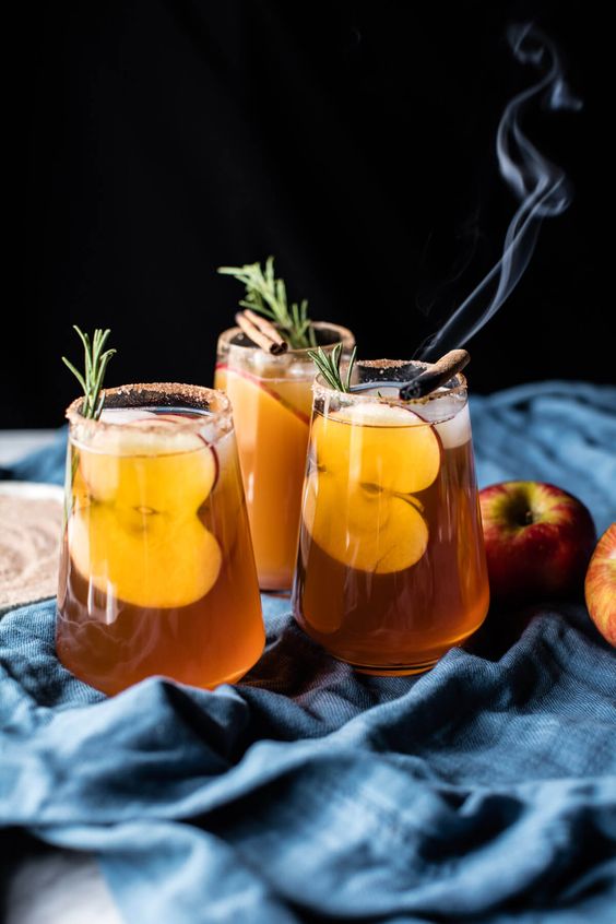 30 Delicious Christmas Cocktails