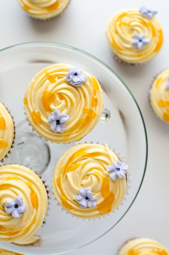 16 Adorable Easter Cupcakes