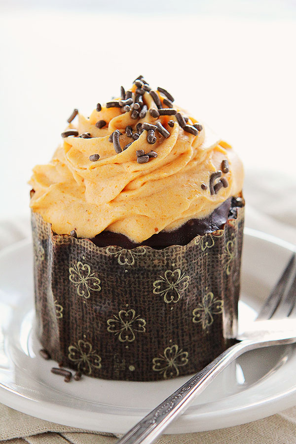 38 Delicious Halloween Cupcakes