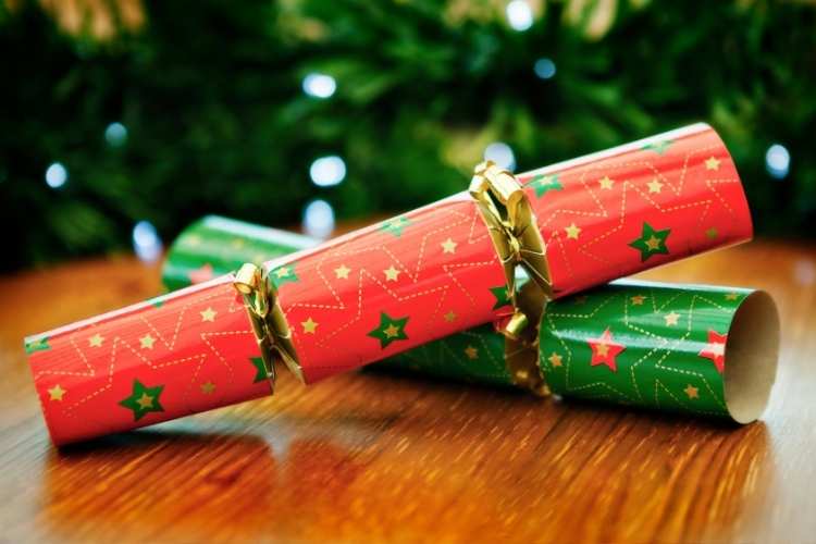 Christmas Traditions Crackers