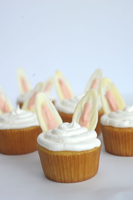 16 Adorable Easter Cupcakes