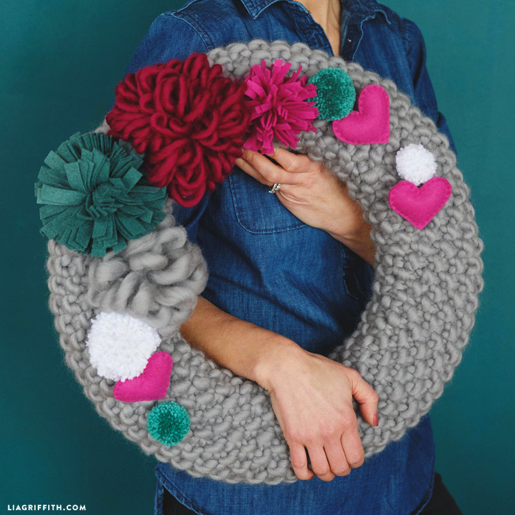 16 DIY Valentine's Day Wreaths