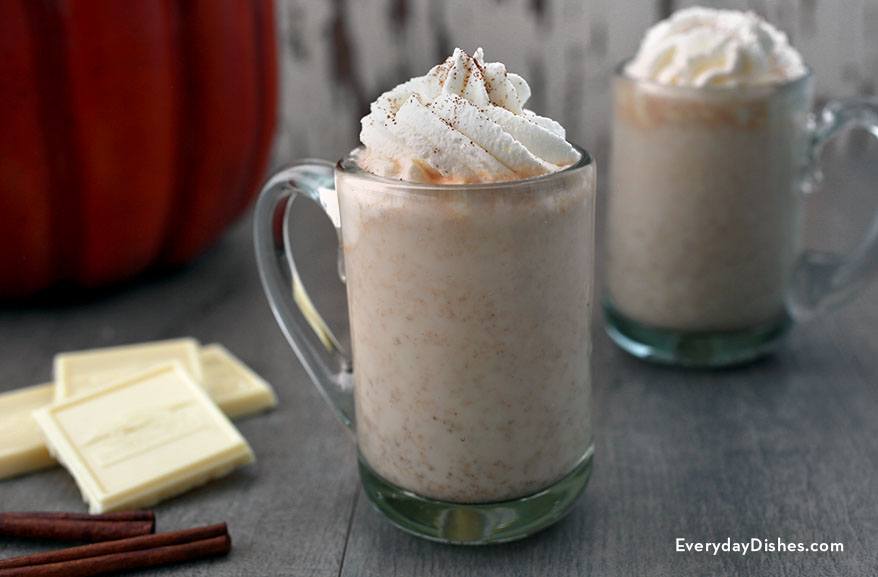 25 Hot Chocolate Recipes to Keep you Warm | Holiday Smart