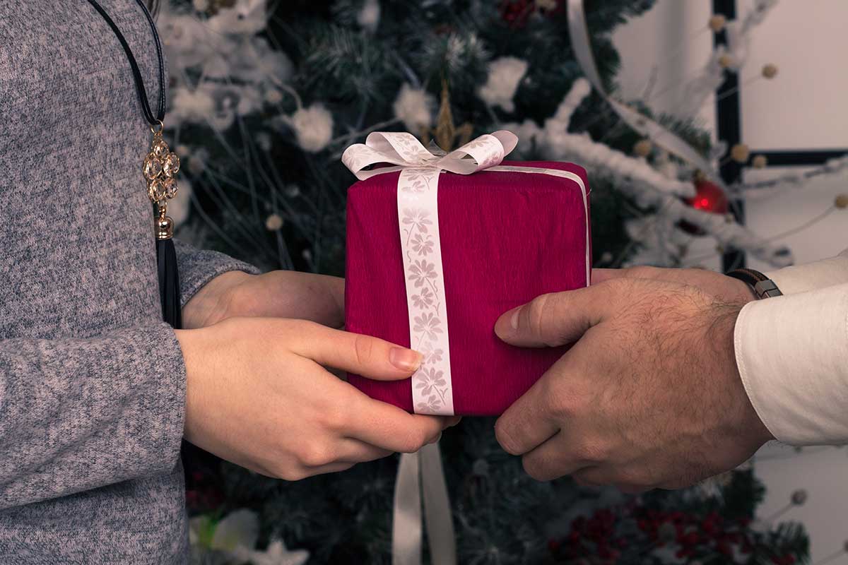 Why do we Exchange Gifts on Christmas? | HolidaySmart