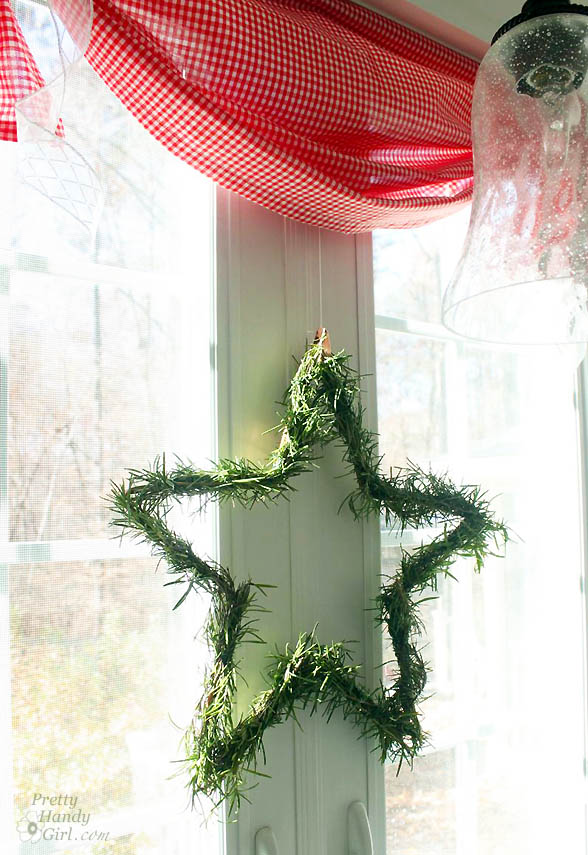 30 Beautiful DIY Christmas Wreaths