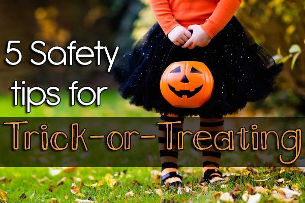 5 Safety tips for trick-or-treating to ensure that your child will have a safe and fun Halloween.