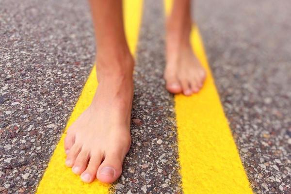 Go Barefoot Day
