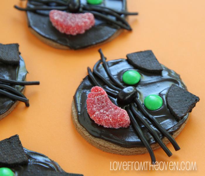Black Cat Cookies