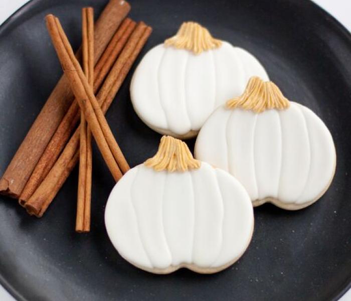 Gilded Pumpkin Cookie