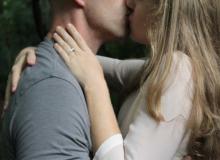 Kiss and Make Up Day