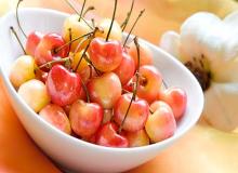 Rainier Cherry