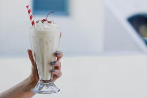 Vanilla Milkshake Day